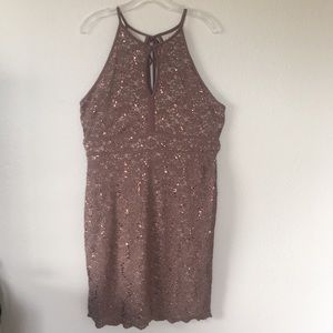 NIGHTWAY Sequin lace dress